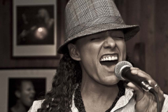 Exposició Dones i Blues de Joan Manuel Vera (Tito)